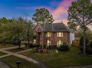 2350 Seamist Cir, Seabrook, TX 77586