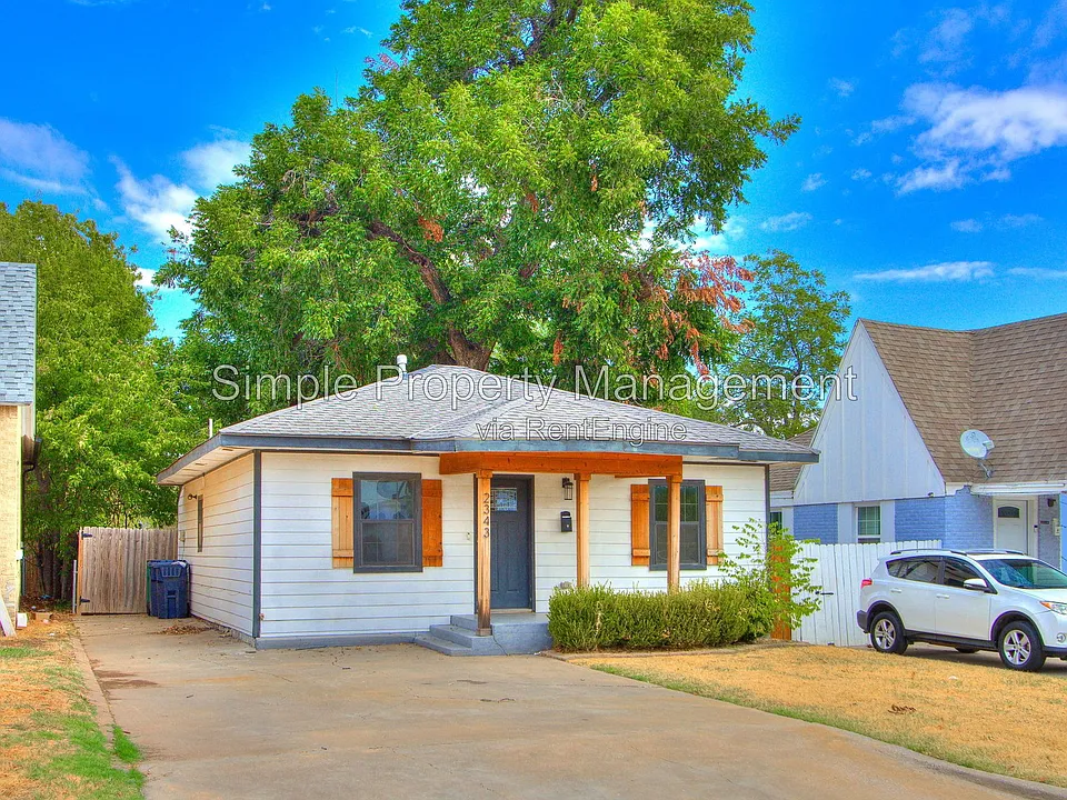 2343 NW 20th St