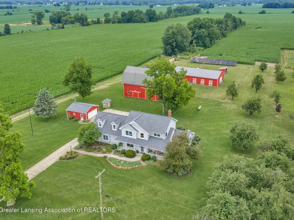 4147 E Strange Hwy, Grand Ledge, MI 48837