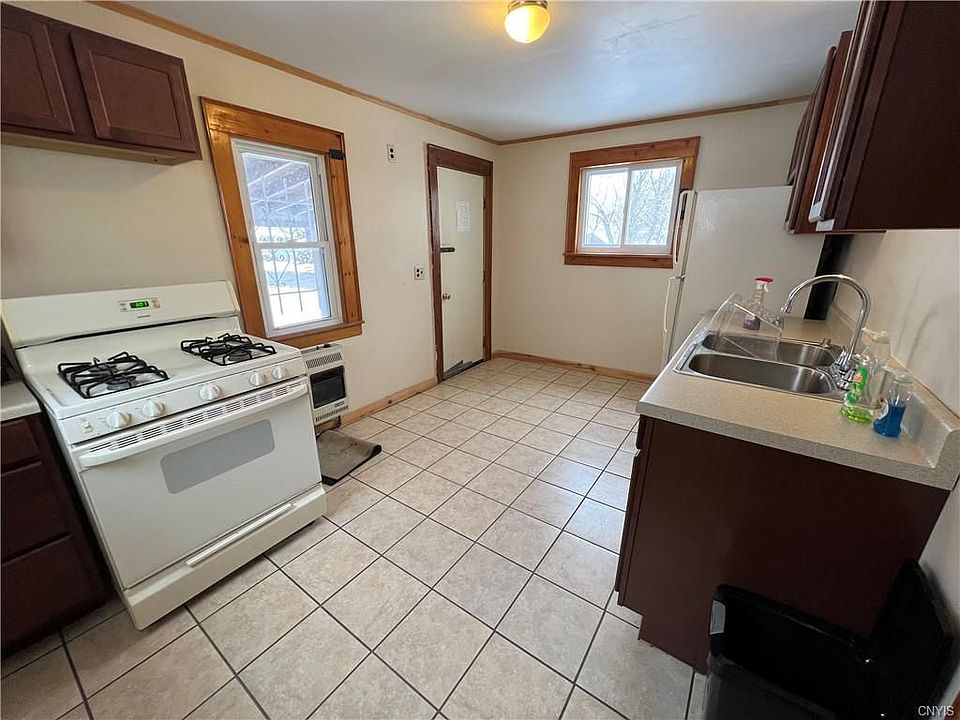 1st image of 210 S Main St Unit 2