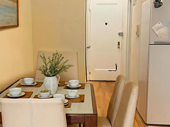 172 East 91st Street 4E image 1 of 8
