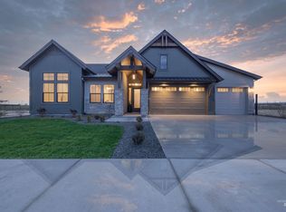 252 N Hunter Creek Ave, Eagle, ID 83616