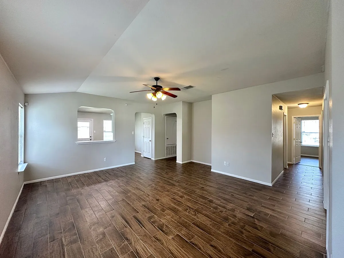 Building Photo - 506 Constellation Dr