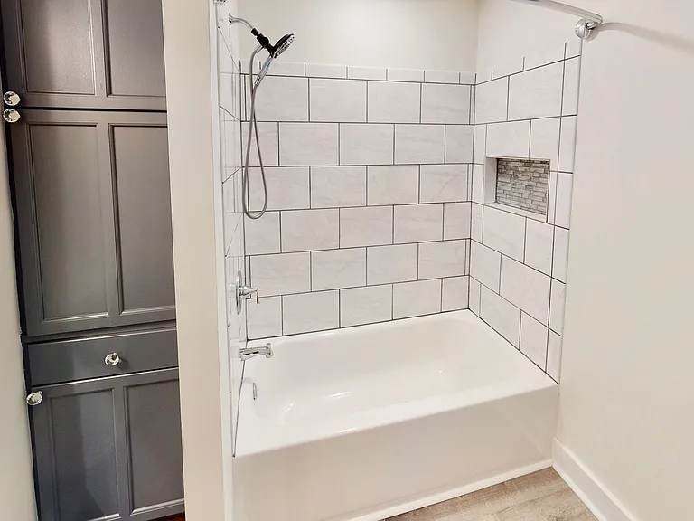 2062 Atherton Heights Ln — Photo 22