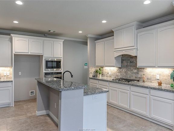 5th image of 2717 Talsworth Dr