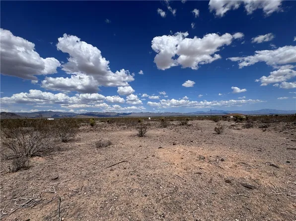 0 N Dome Rd, Golden Valley, AZ 86413