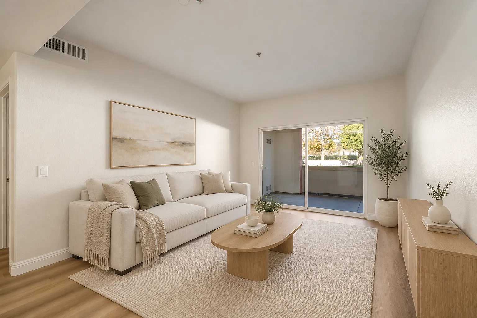 2 bed, 1101 sqft, $2,350 — Photo 4