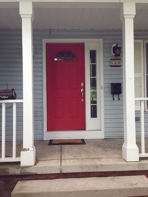 New inviting Red Door