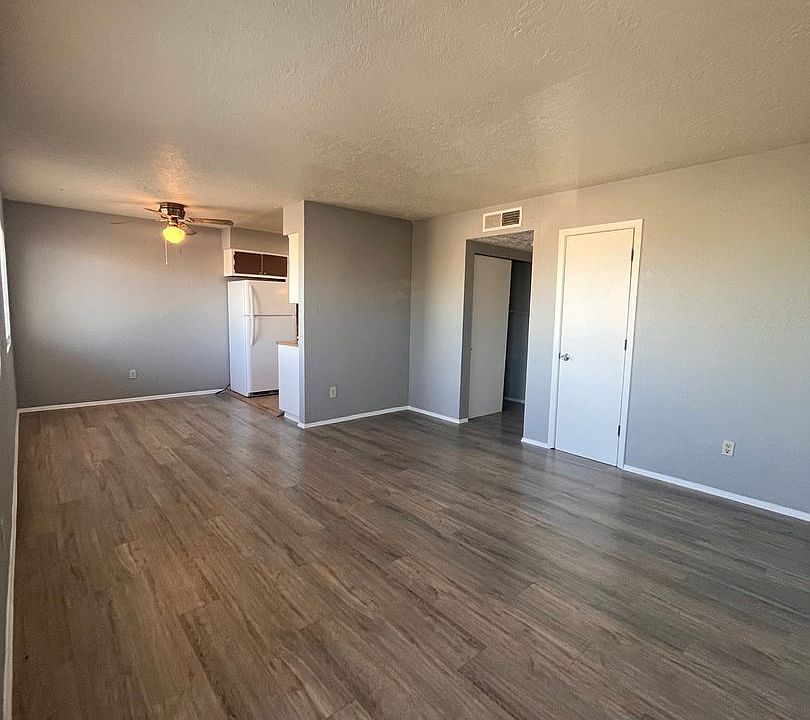 1st image of 128 General Arnold St NE APT 4