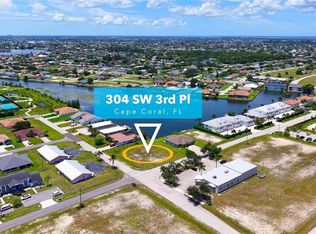 304 SW 3rd Pl LOT 26, Cape Coral, FL 33991