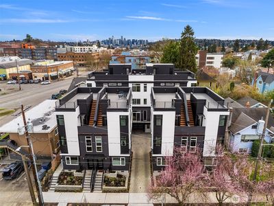 1223 N 47th Street #C, Seattle, WA, 98103