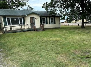 108 E South St, Advance, MO 63730