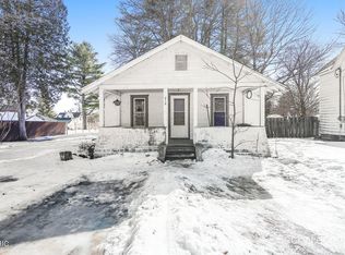 215 W North Ave, Reed City, MI 49677