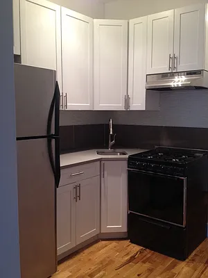 Rented by RBM Management | media 18