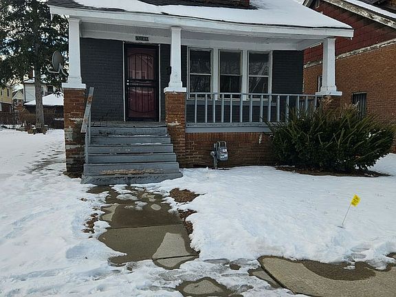 2nd image of 15831 Cherrylawn St Floor 1