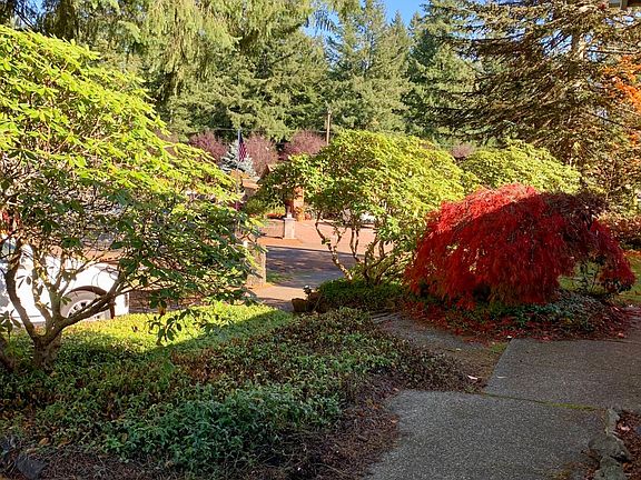 5th image of 5621 87th Ave SE