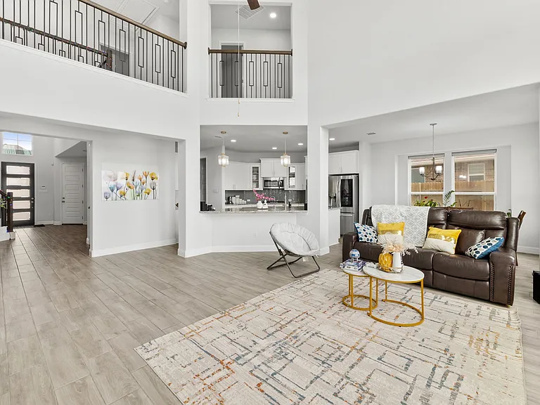 20512 Christie Marie Ln — Photo 17