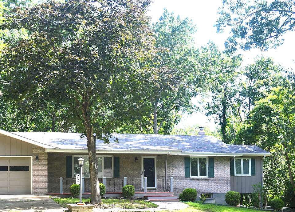 1st image of 267 Dickens Circle