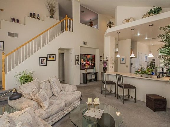 5th image of 625 W Azure Ave