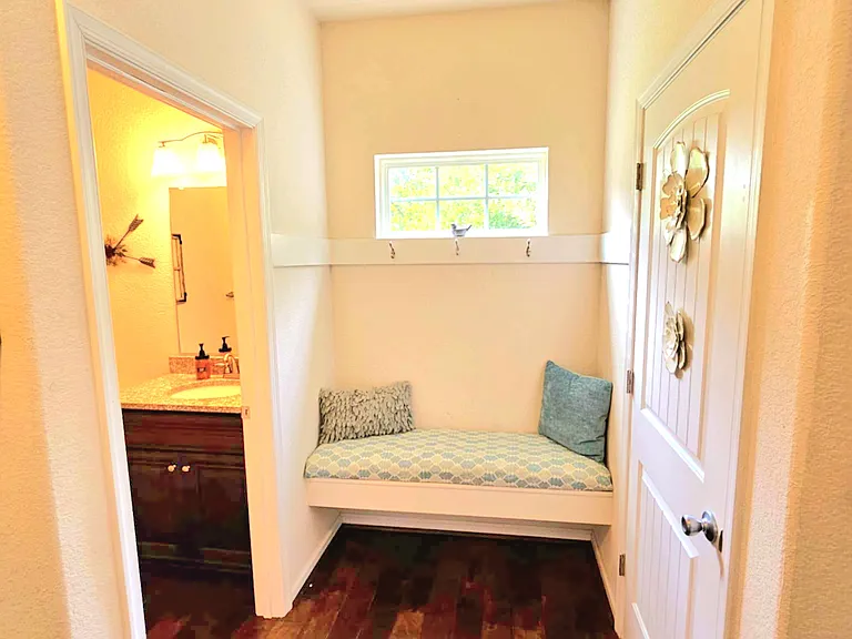 1600 Gold Finch Ct — Photo 7