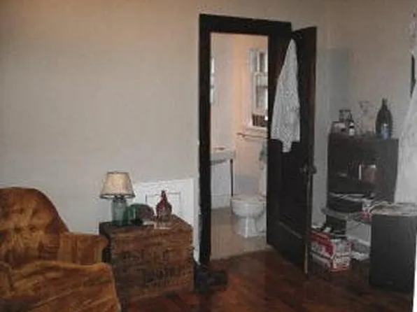 104 S Grove St, Urbana, IL