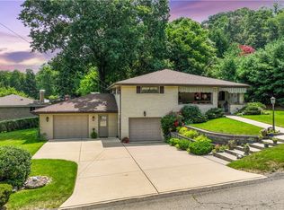 102 Morelli Dr, Pittsburgh, PA