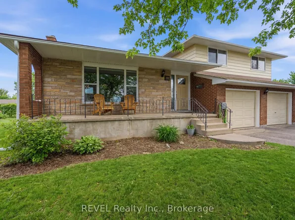 21 Lena Cres, Pt Colborne, ON L3K 5X3