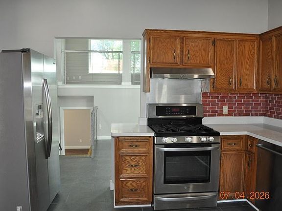 3rd image of 1007 Briar Creek Rd
