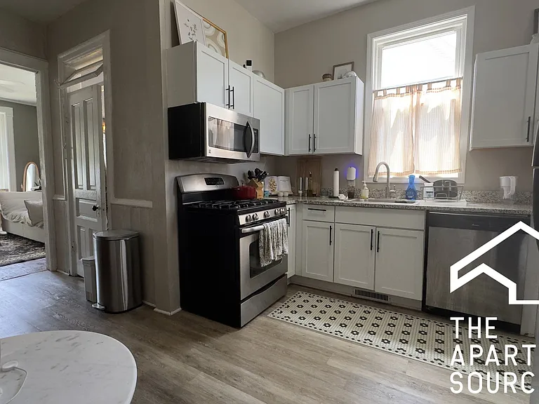 3014 N Clifton Ave #A — Photo 6