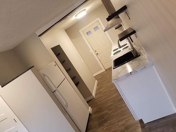 3rd image of 302 National Ave NW #2