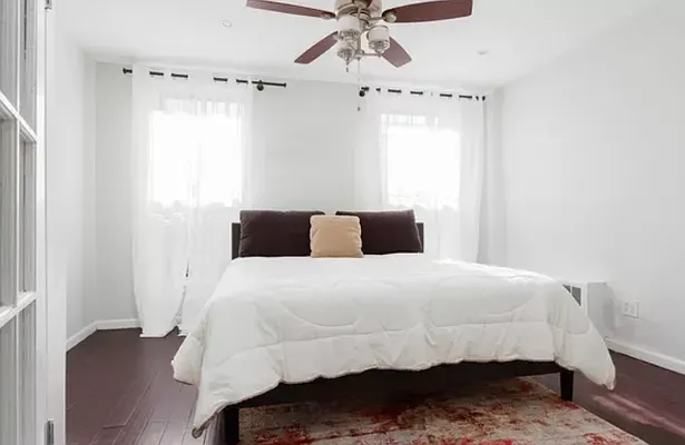 Rented by R New York | media 10