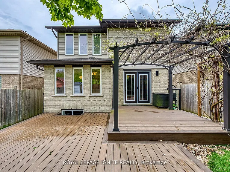 64 Templewood Dr — Photo 50