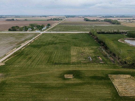 3rd image of 2475 142nd Rd