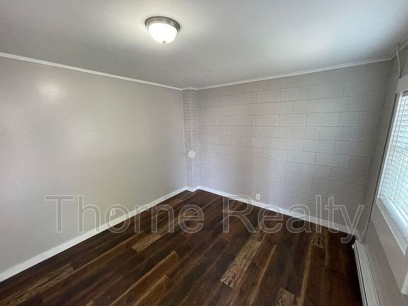 4th image of 646 Cleveland St