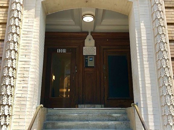 2nd image of 1301 Saint Paul St #21