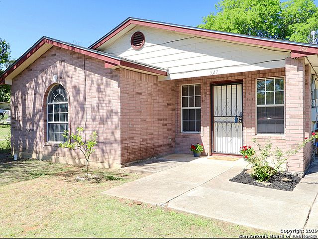 1st image of 547 N San Eduardo Ave