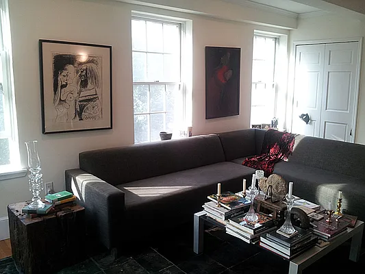 Rented by Big Apple NYC | media 24