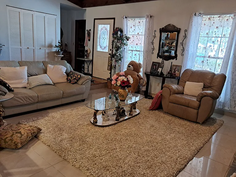 4208 Ponce De Leon Blvd — Photo 10
