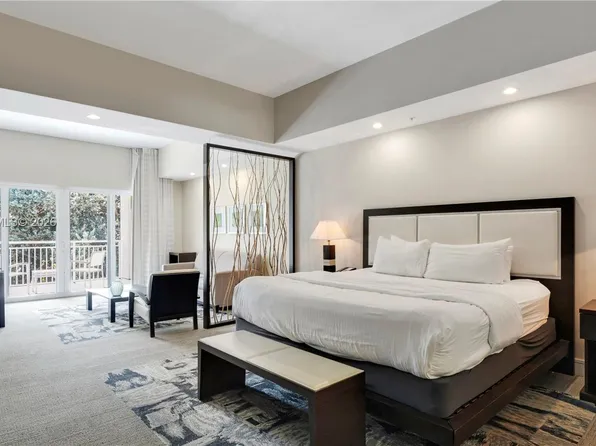 5300 NW 87th Ave #1510, Miami, FL 33178