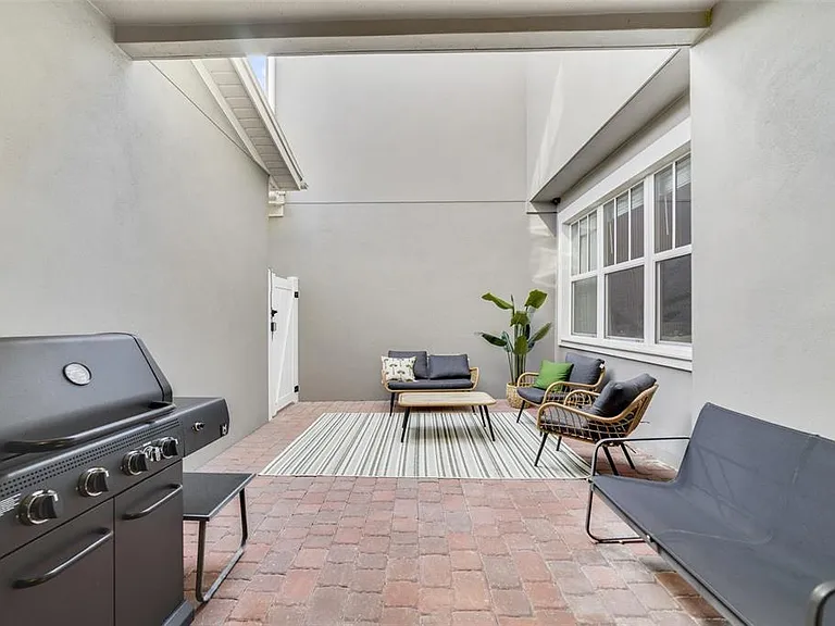 2224 Celebration Blvd — Photo 27