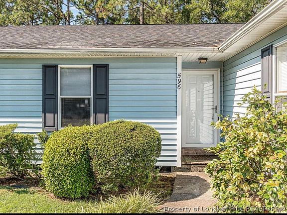 4th image of 596 Countrytown Dr