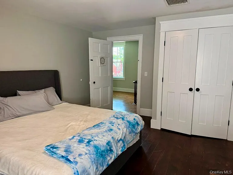 55 Union St — Photo 20