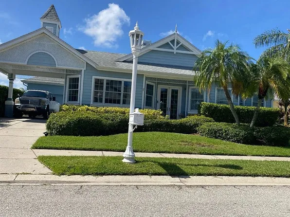 4746 Pinnacle Dr, Bradenton, FL 34208
