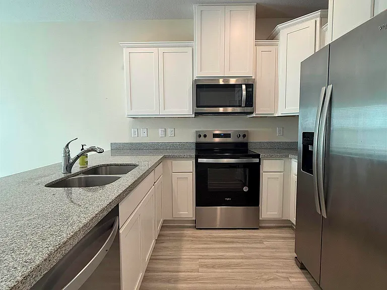 9469 Nature Creek Ln — Photo 7