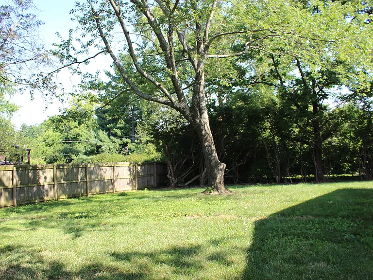 3193 Carriage Ln — Photo 22