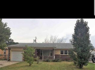 932 S Royal Rd, Wichita, KS 67207