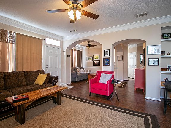 3rd image of 2252 Beach Dr