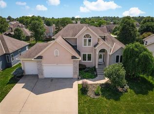 413 SW Albatross Ct, Lees Summit, MO 64082