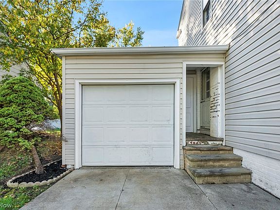 5th image of 4386 Ardmore Rd
