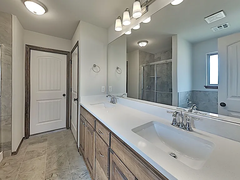 7100 Daxton Ct — Photo 9